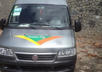 Van Executiva 15 lugares para aluguel
