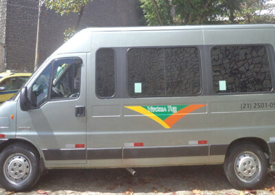 Van Executiva 15 lugares para aluguel